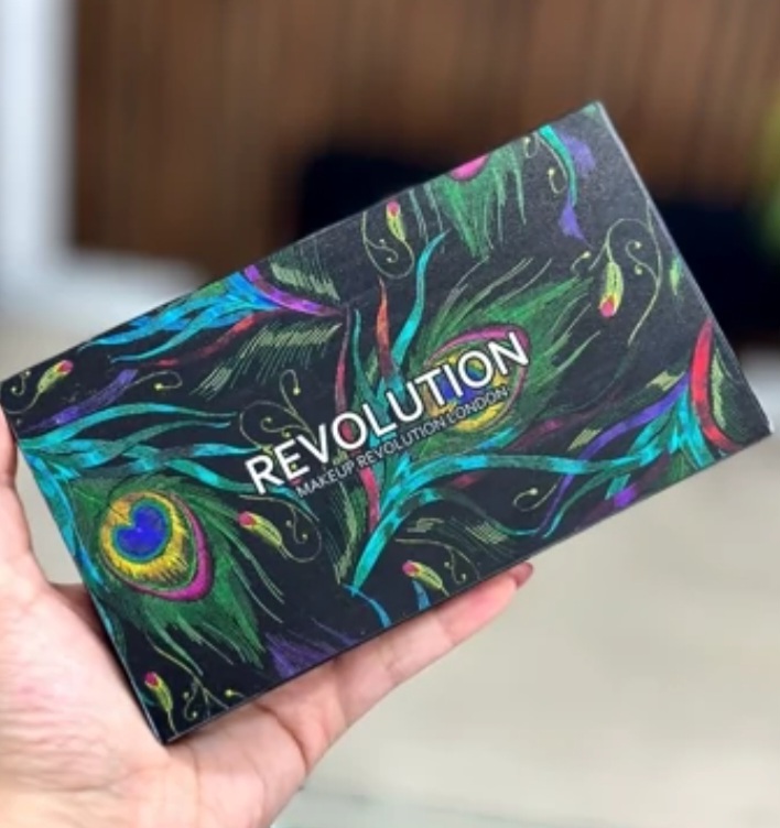 پالت سایه creative رولوشن REVOLUTION