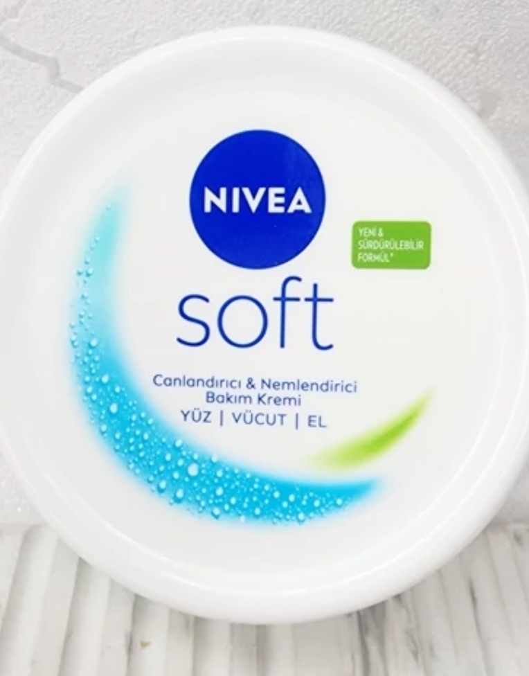 کرم نیوا NIVEA سافت 200میل مرطوب کننده اصل